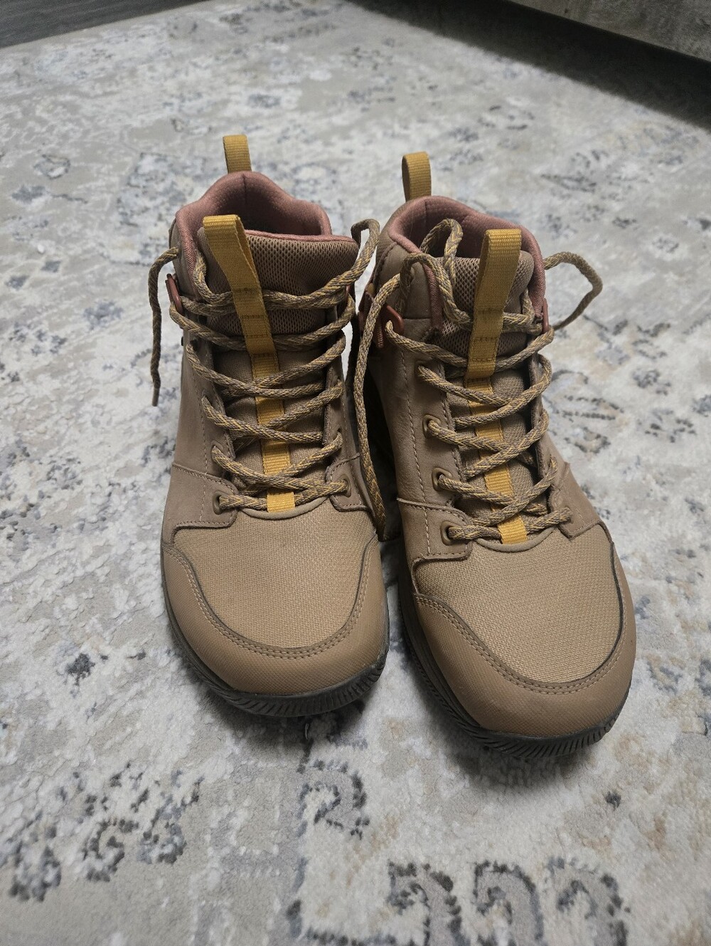 Teva Women's Grandview GTX Boot Size 8 - Picture 2 of 7